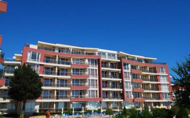 Aurelia Beach Complex