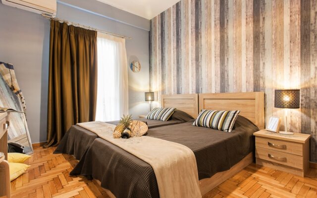 Central Quiet Safe Apartment
