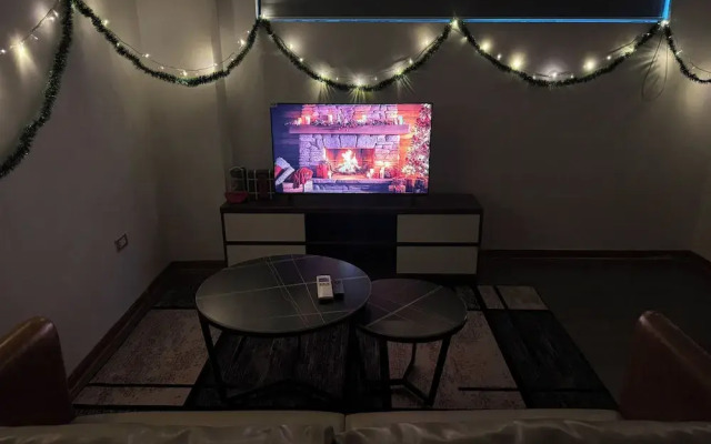 Tay Ho Apartment