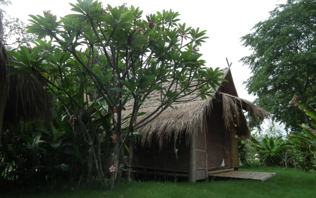 Pai Bamboo Hut Resort