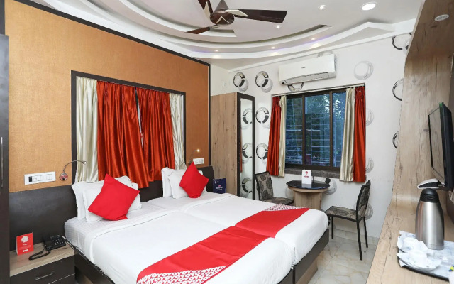 OYO 2038 Hotel Green Leaf Regency