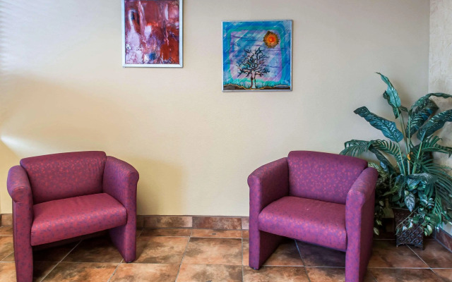 Suburban Extended Stay Hotel East