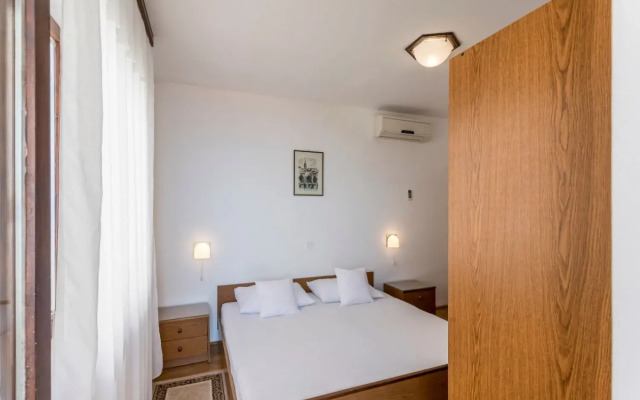 Vedra- Free Parking And Close To The Beach - R1