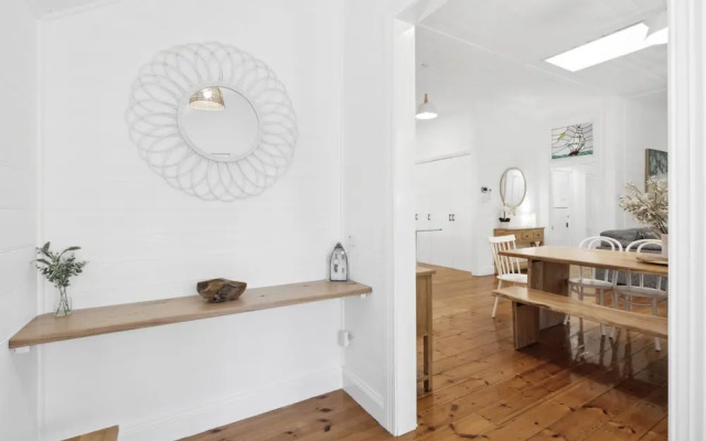 Ye Olde St Leonards Hotel Pet Friendly Sleeps 9