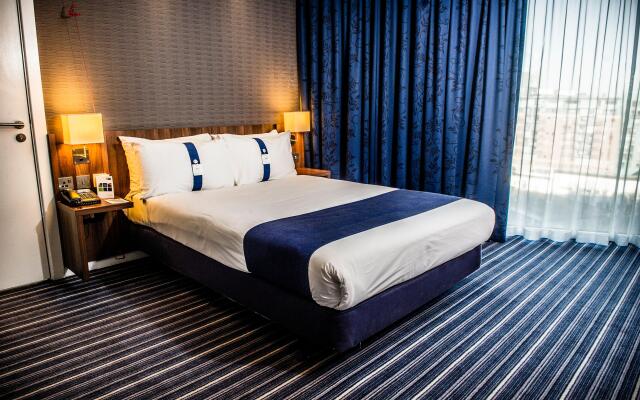Holiday Inn Express Manchester CC - Oxford Road by IHG