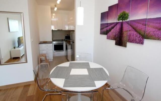 Apartment Moonstone 2