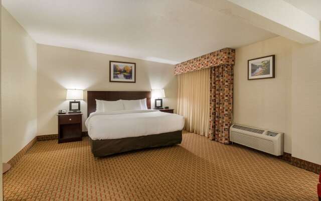 Clarion Hotel Convention Center