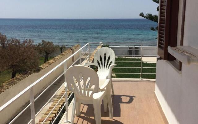 Suite Beach B&B and Club