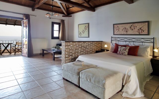 Yalis Hotel