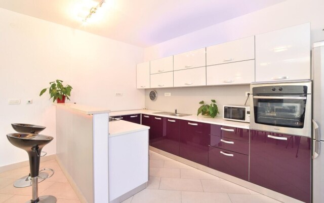Nice Home in Split With Wifi and 3 Bedrooms