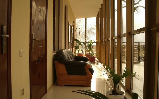 Hotel Leto