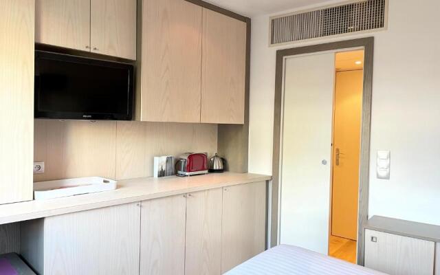 Chambre idéalement située à 50m de la Croisette