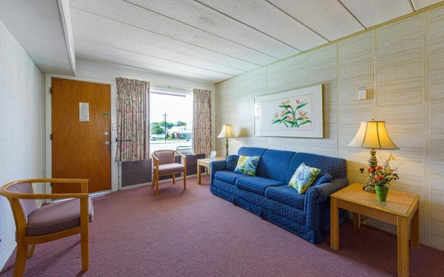 Panoramic Motel & Apartments