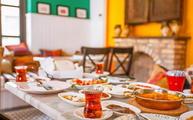 Araf Hotel