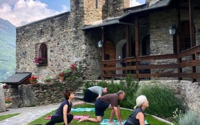 CASTELLO DEL 1100 CON VISTA e JACUZZI IN VALTELLINA