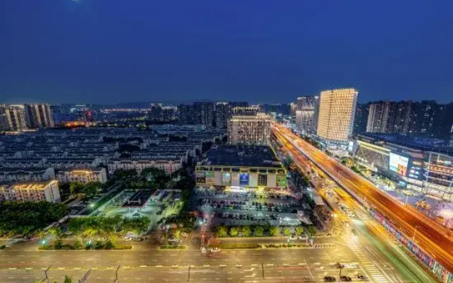 Suzhou Chaowuzhijing E-sports Apartment (Ufang Branch)