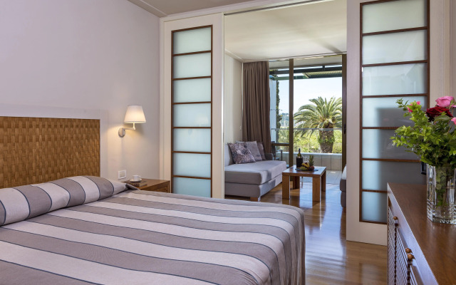 Kontokali Bay Resort & Spa