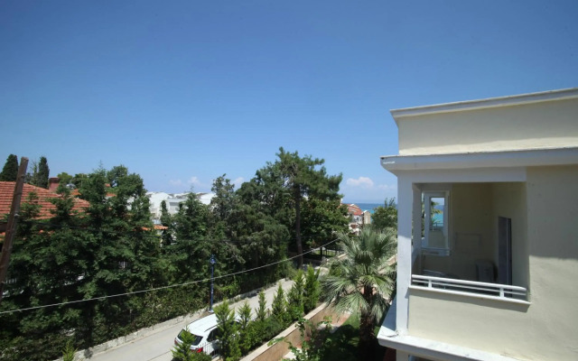 Naias Beach Hotel