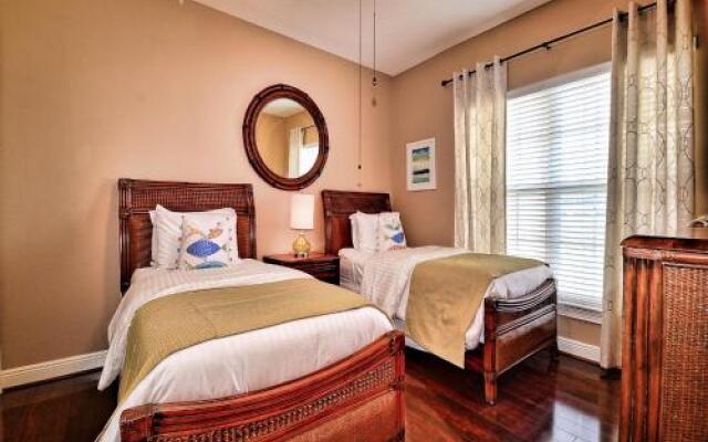 Bay Harbor 302