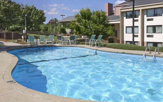 Ramada by Wyndham Asheville Southeast