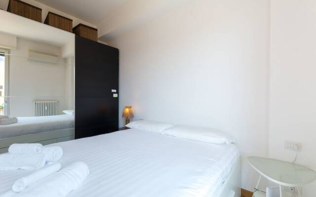 Navigli 6A Apartment