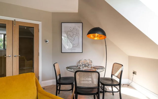 Chelmsford Loft 5 Penthouse
