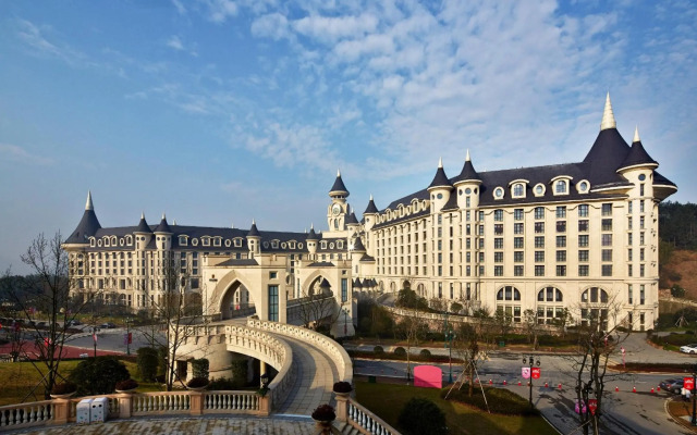 Yin Run Jin Jiang Castle Hotel