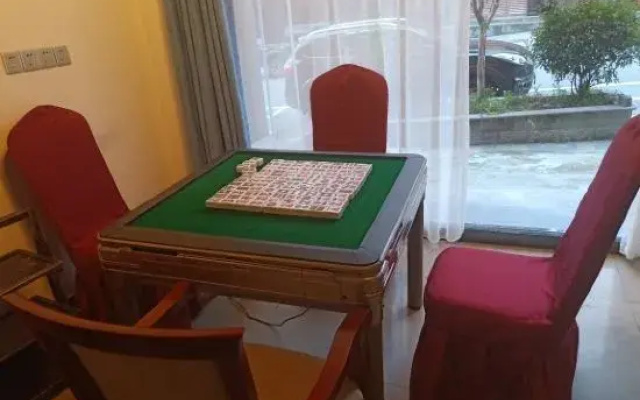 Hailuogou Pinshan Hotel