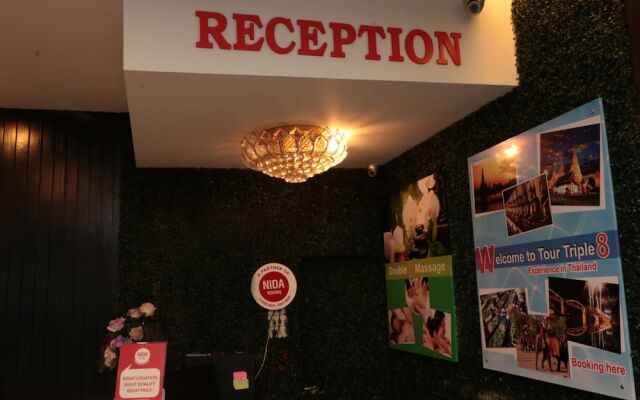 NIDA Rooms Silom Soi 12 Planet