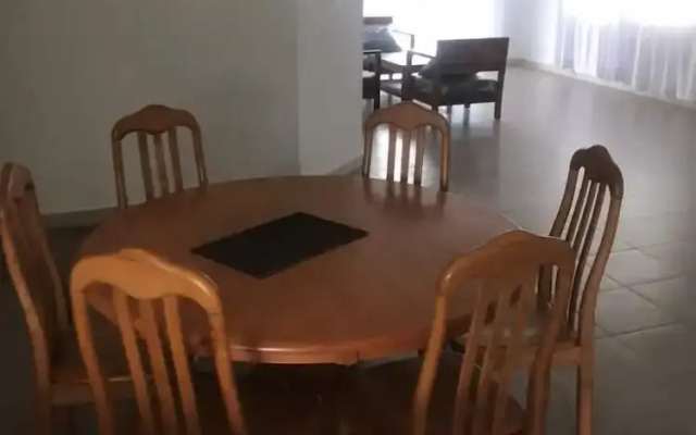 340 Degrees Mountain View Apartments