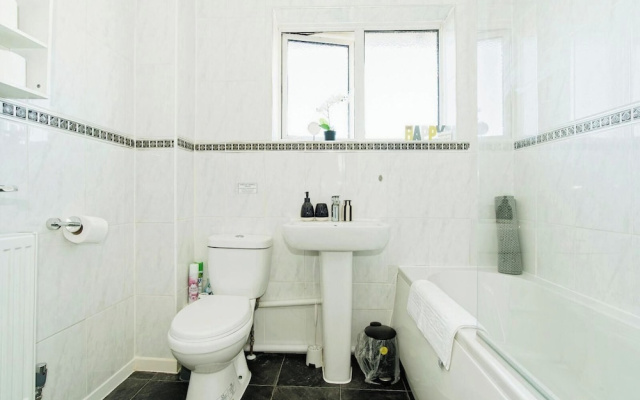 Charming 3 Bedroom House Near Canterbury Centre