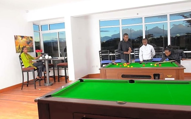 Greenpark Sundowner Hotel