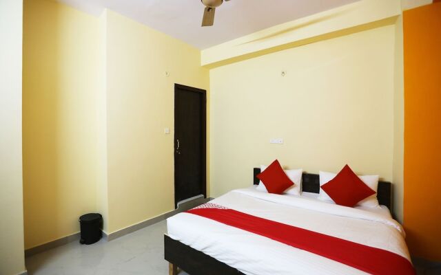 Shri Ram Guest House by OYO Rooms