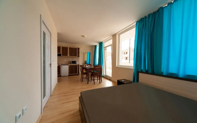 Roel Residence Apartments
