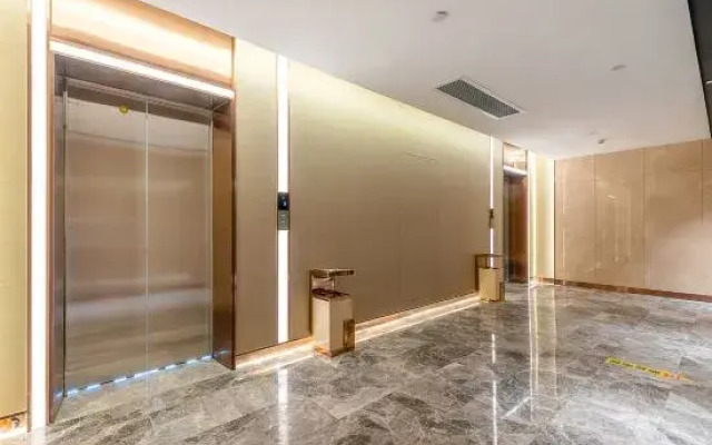 Lavande Hotel (Sihui High-tech Development Zone Dawang Plaza)