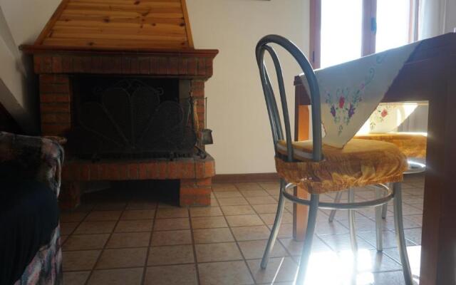 Favelle House