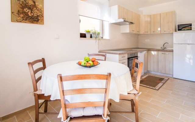 Beautiful Home in Sveti Vid With Wifi and 2 Bedrooms