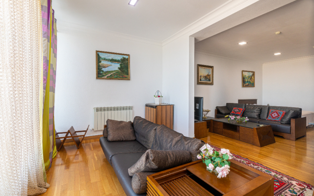 Alie Parusa Hotel