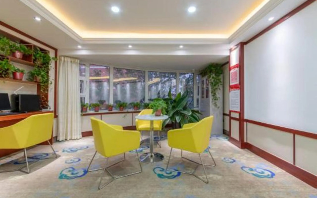 Super 8 by Wyndham Weifang Ba Jiu Hospital Qingping Road