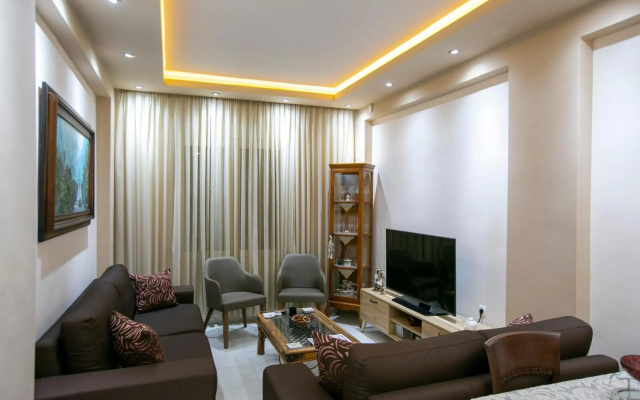 Moza House