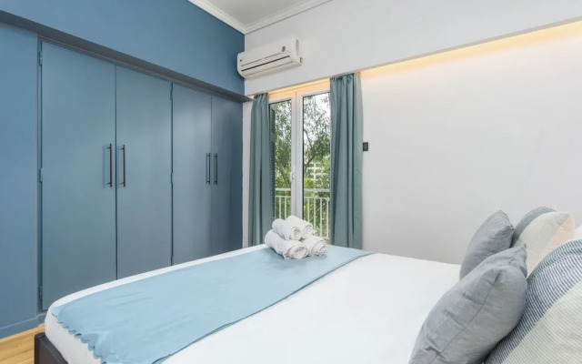 Zeus 2-Bedroom Apt with Acropolis View