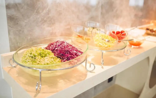 Howard Johnson Life Changrong