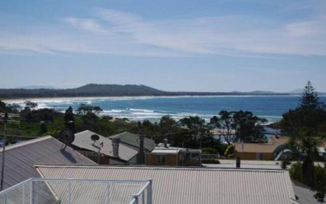 Berry, 16 East Street