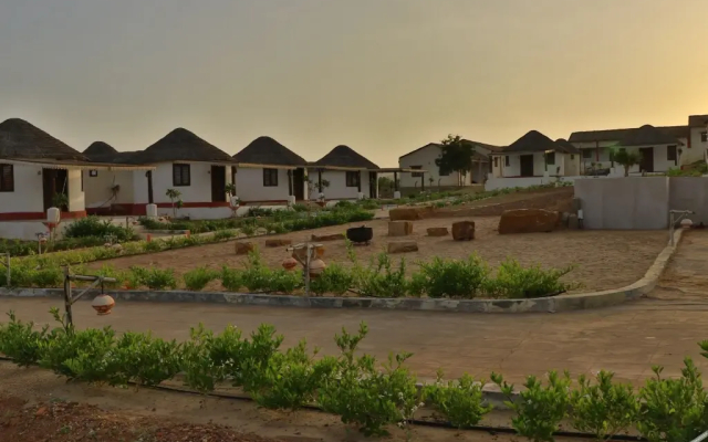 Kiaayo Resort White Rann of Kutch