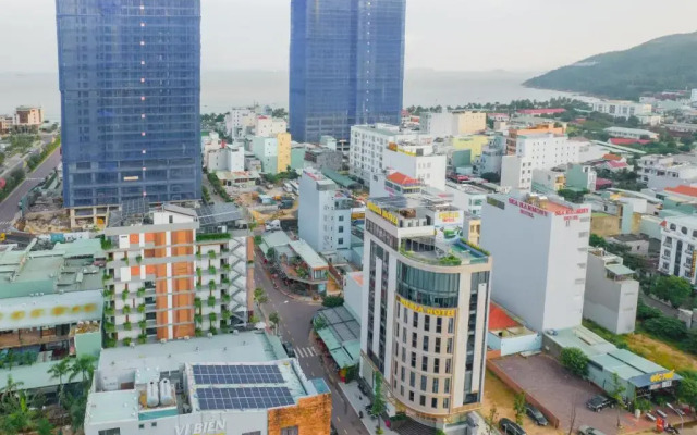 Oasis Hotel Quy Nhon