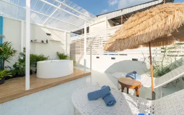 Wink Central 10 Patong Beach Phuket
