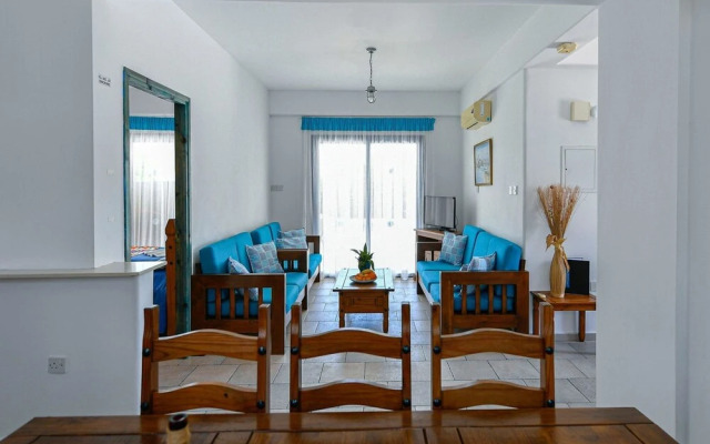 Azzurro Holiday Villas Peyia