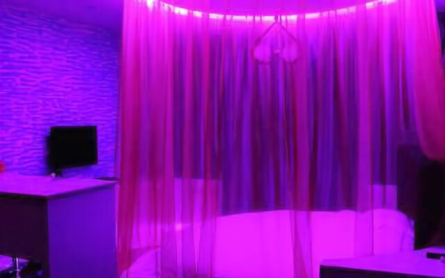 Super 8 Guangzhou Jiahe Wanggang Subway Station