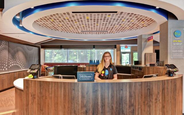 Tru by Hilton Middletown