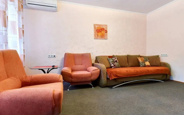 Home-Hotel Khoriva 32